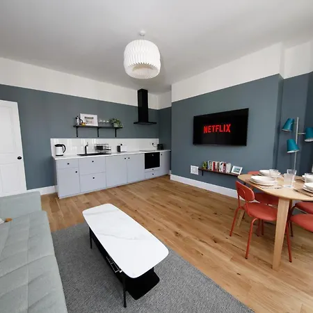 The Artist's House Apartment Scarborough