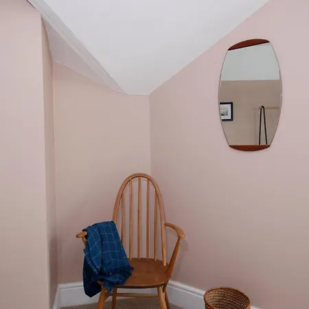 The Artist's House Apartment *