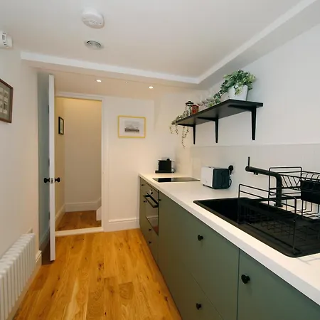 The Artist's House Apartment *