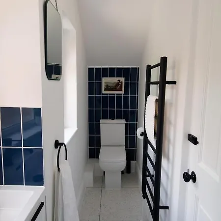 The Artist's House Apartment *