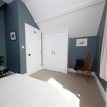 The Artist's House Apartment Scarborough