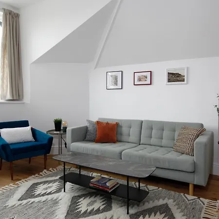 The Artist's House Apartment Scarborough