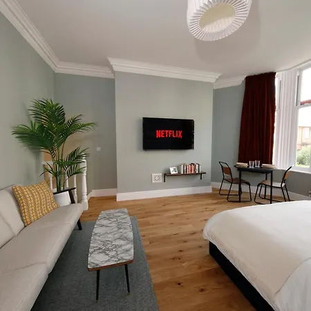 公寓 The Artist's House