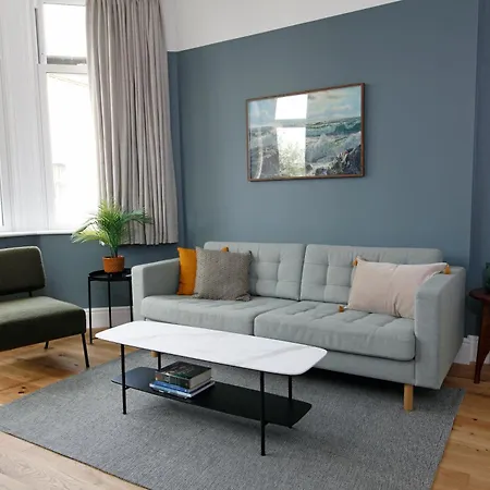 公寓 The Artist's House